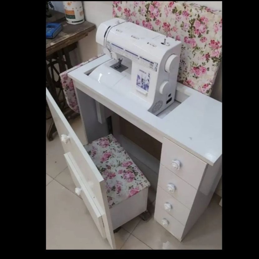 میز چرخ خیاطی نشیمن دار آسانسوری و لپ تاپی