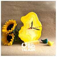 ساعت رومیزی طرح ژئود عقیق زرد ، خاص و تک نسخه میباشد.