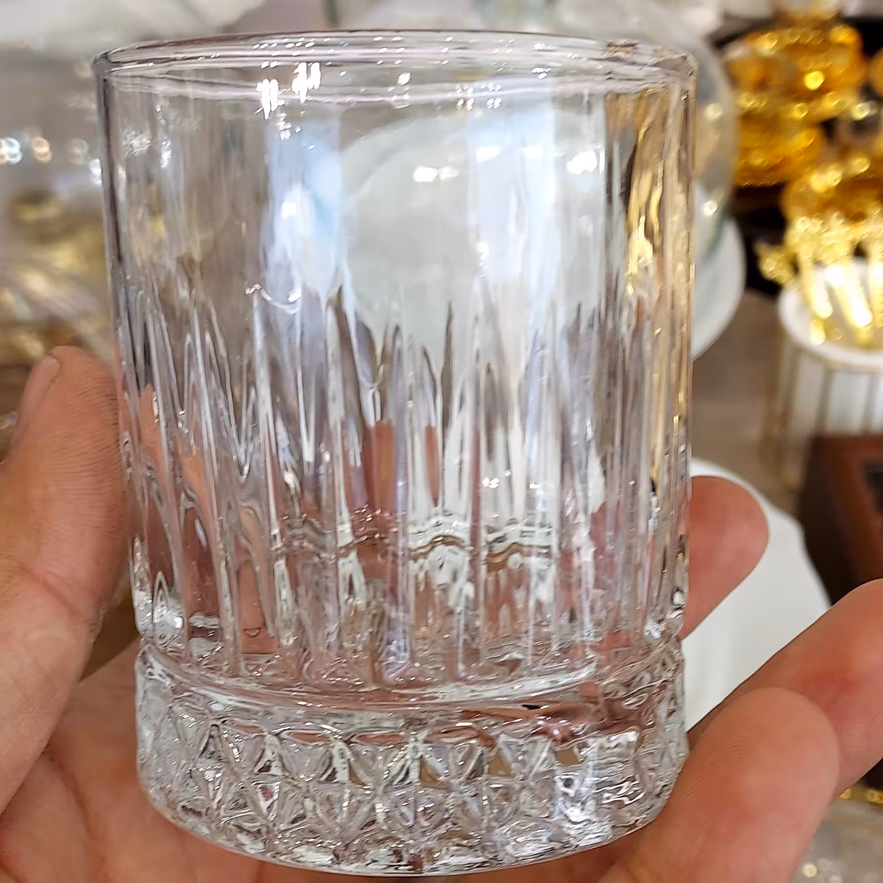 لیوان اُسلو (کوتاه)