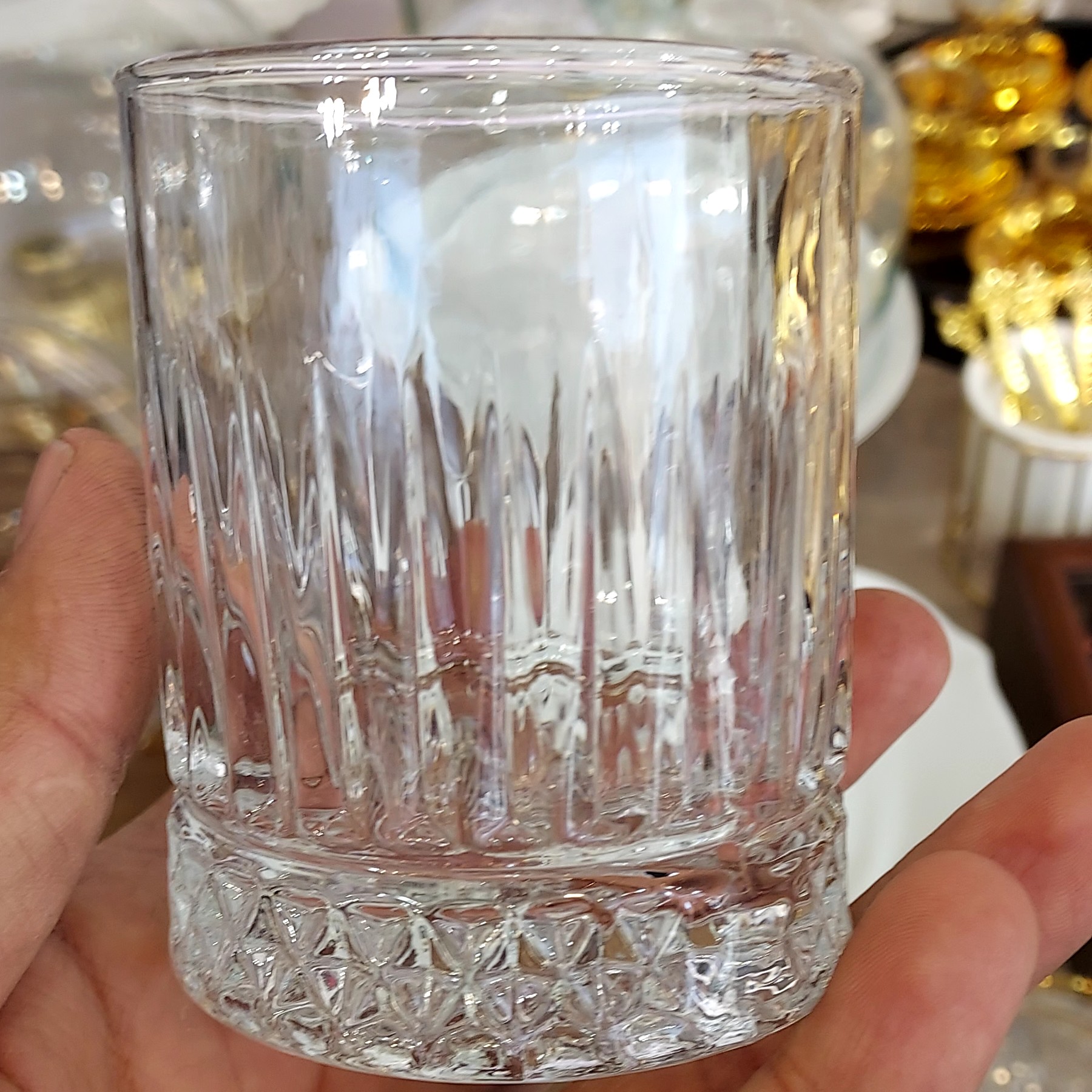 لیوان اُسلو (کوتاه)