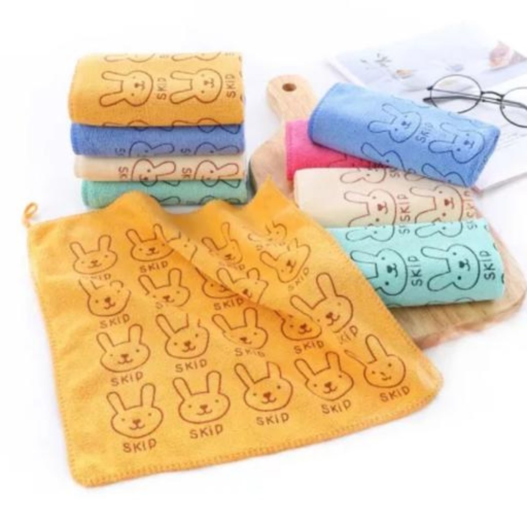 دستمال خرگوشی و گلدار 40  در 40 سانت