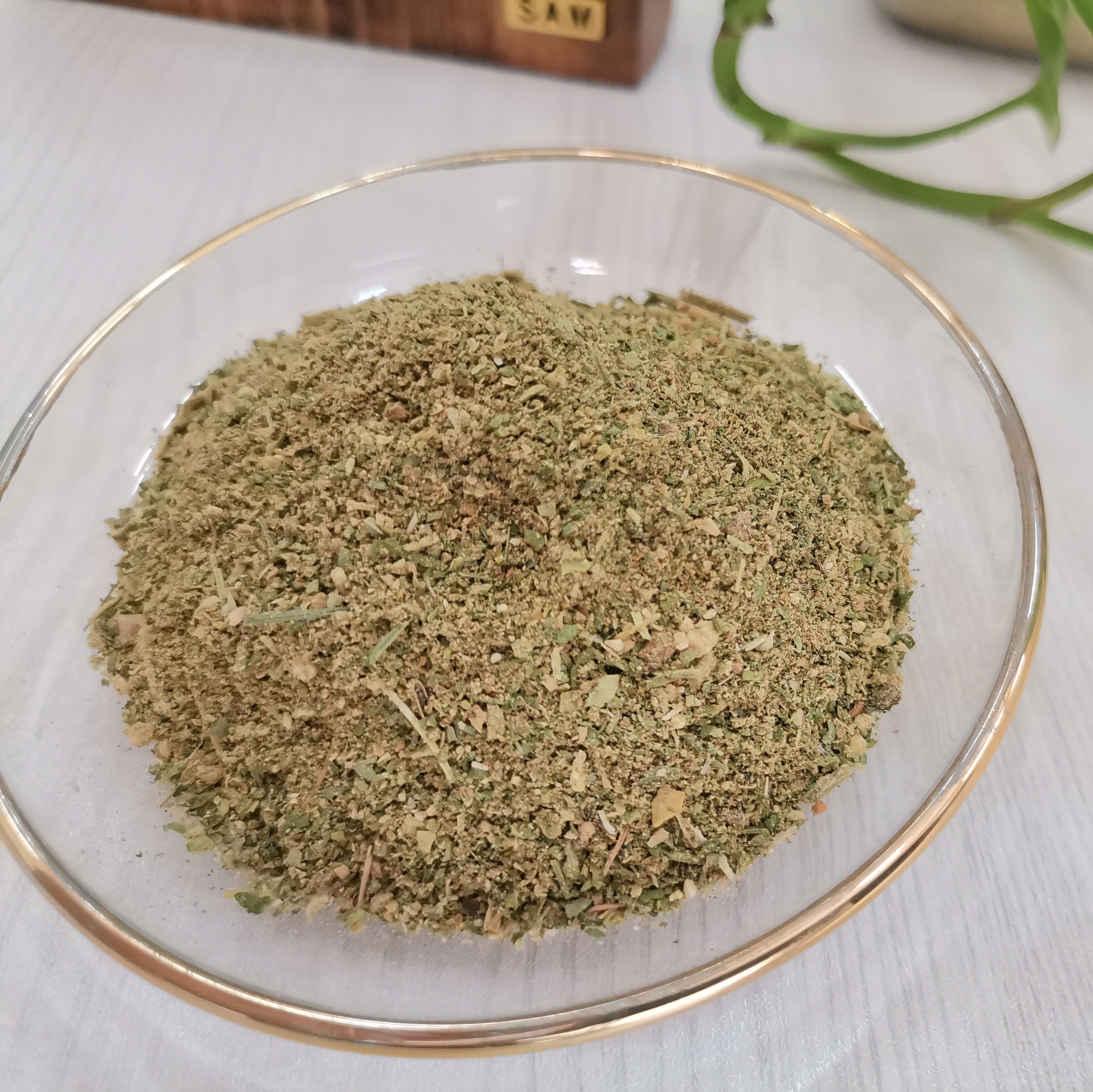 ادویه قرمه سبزی درجه یک خانه ادویه در بسته بندی های 100 گرمی