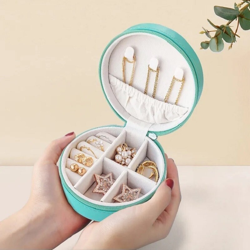 جعبه  جواهرات چرمی  مینیمال  کد 2110001