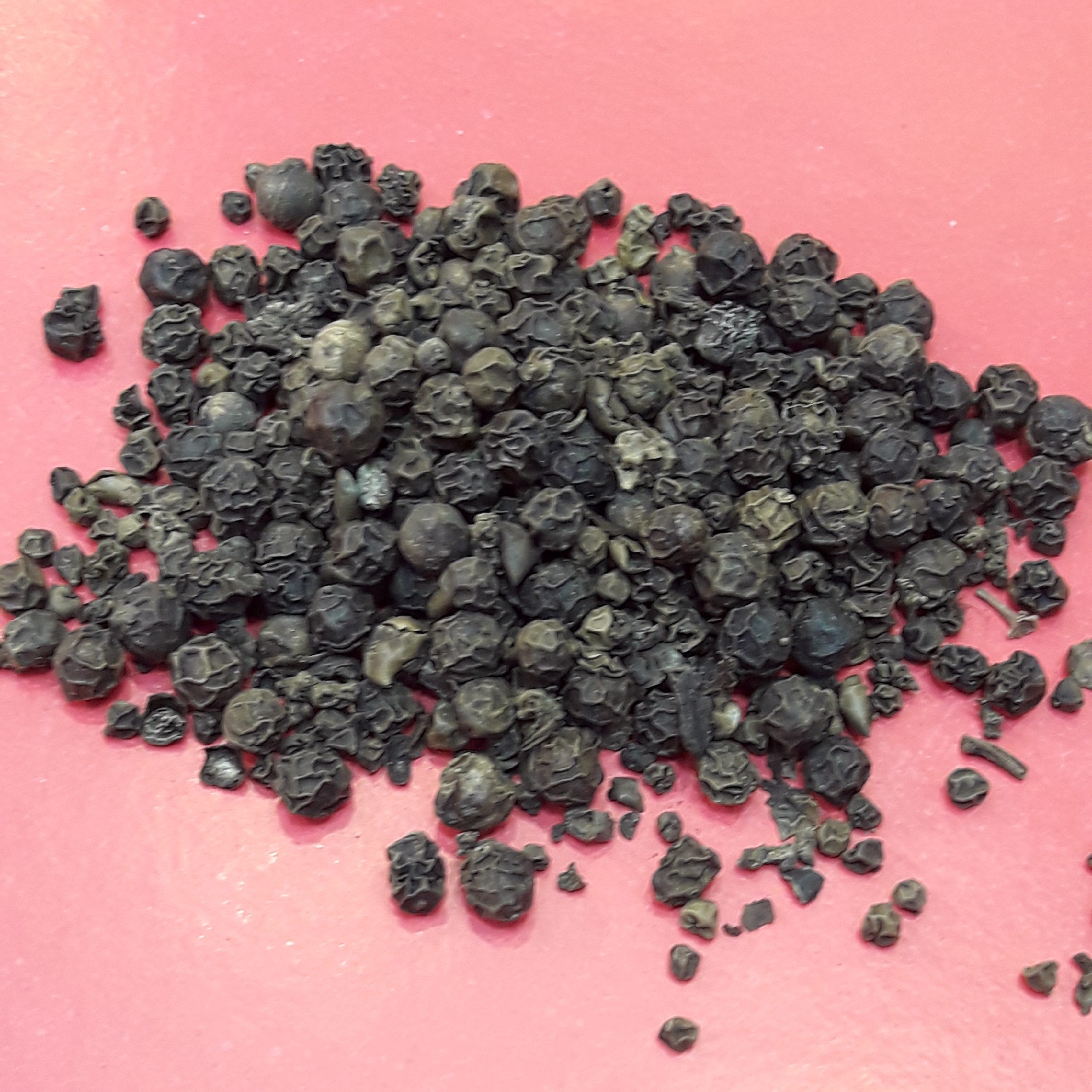 فلفل سیاه نکوبیده 500 گرمی 