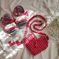 ست کیف و صندل و گوشواره مکرومه 