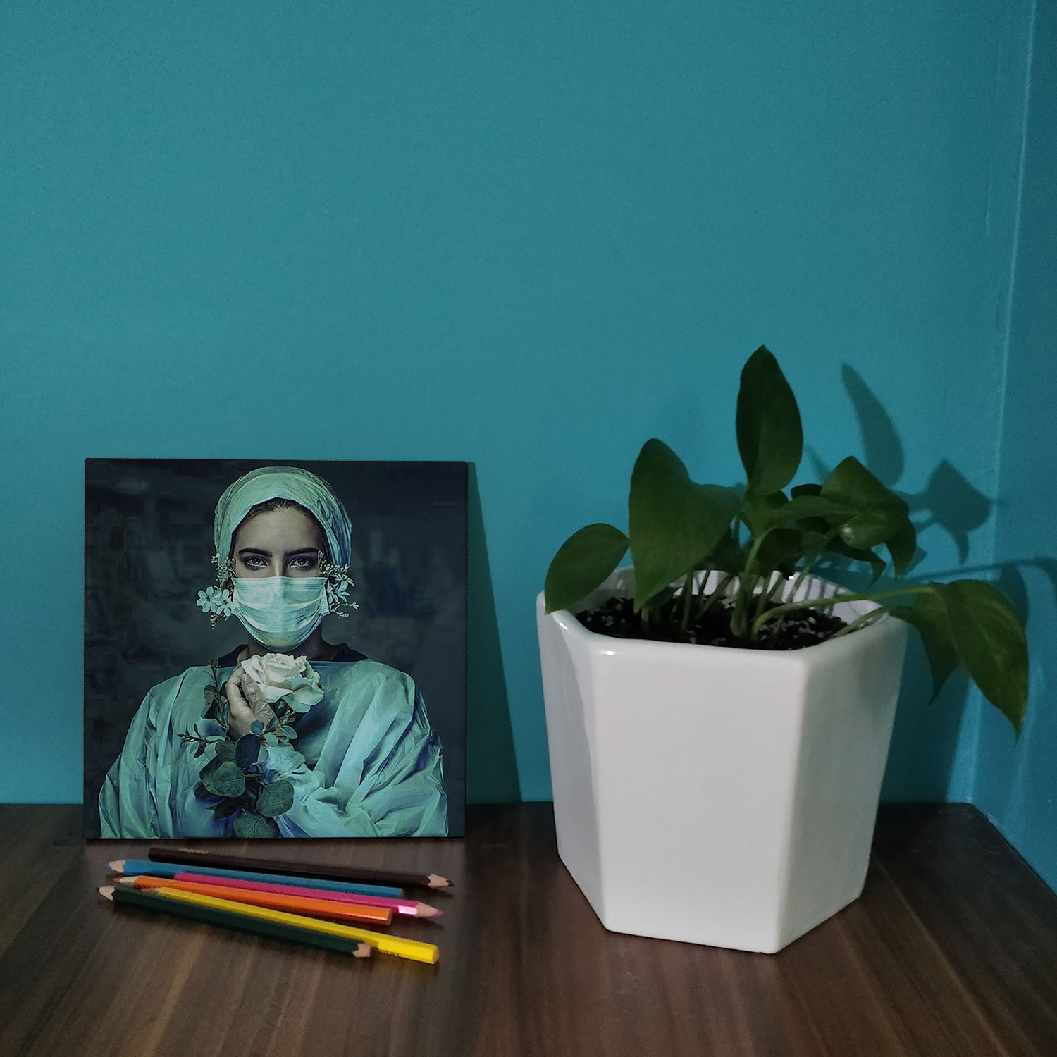 کاشی کارنیلا طرح پرستار مدل لوحی کد WKB807 