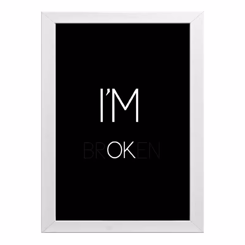 تابلو طرح Im broken کد T276 | دنیای قاب
