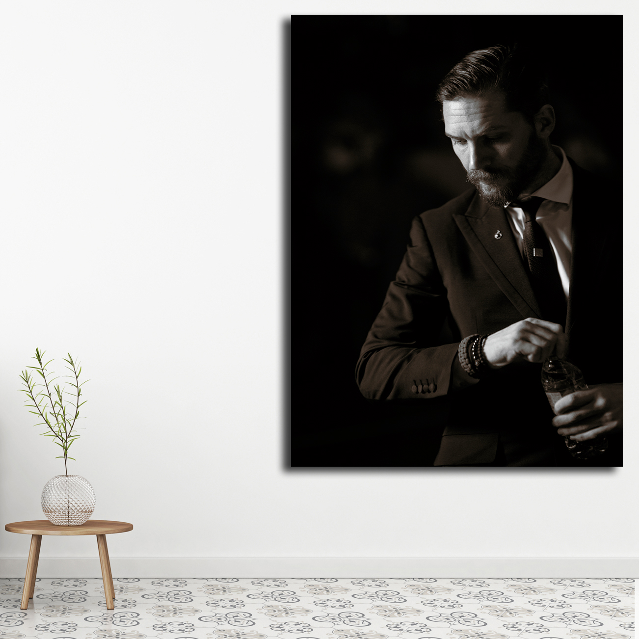 تابلو شاسی مدل تام هاردی کد 17