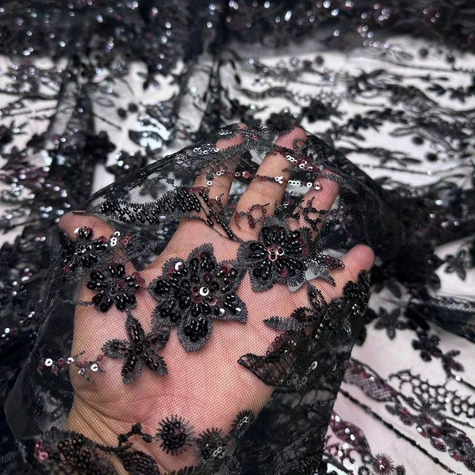 پارچه دانتل مجلسی مشکی منجوق دوزی و ابریشم دوزی