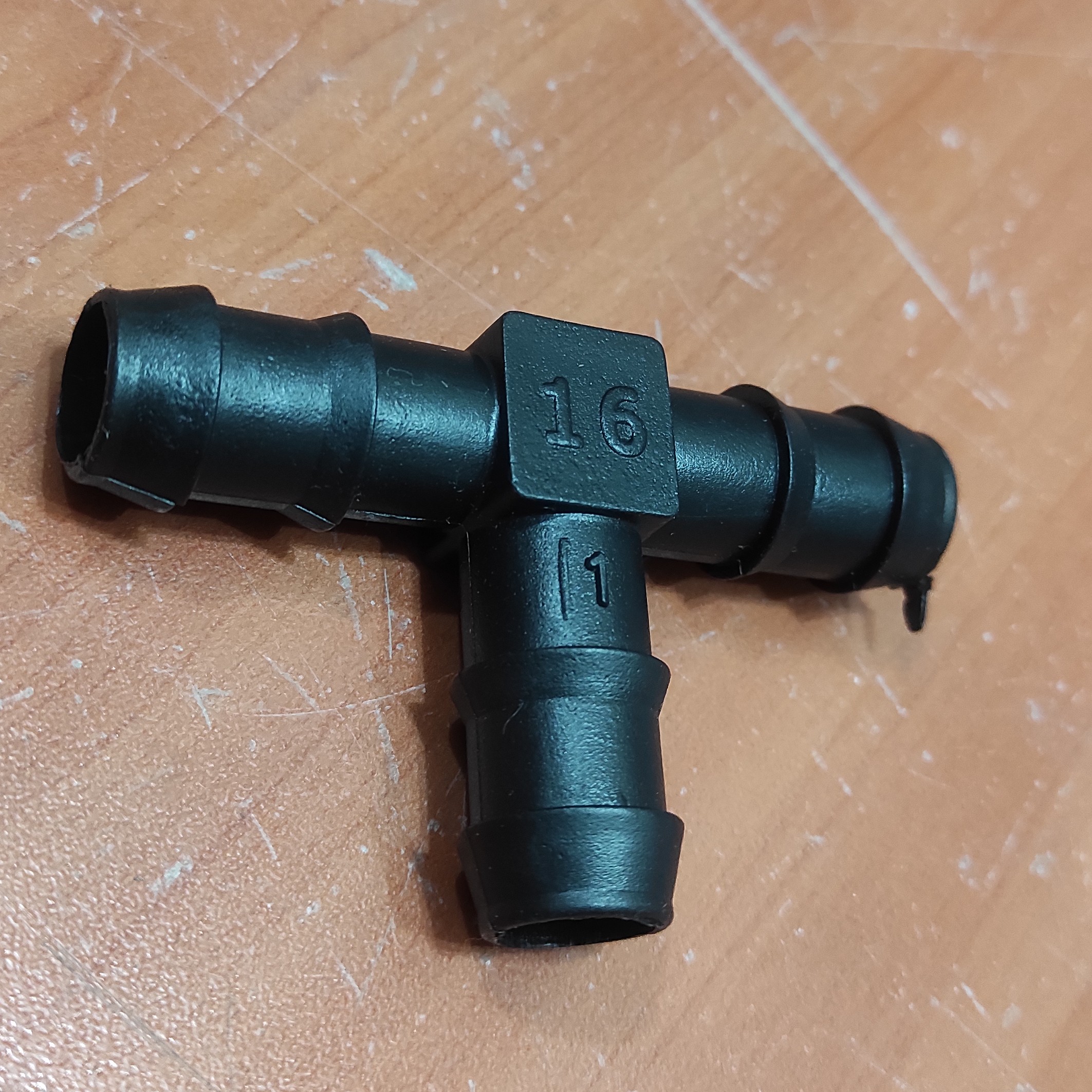 سه راه 16  بسته ی  50 عدیی