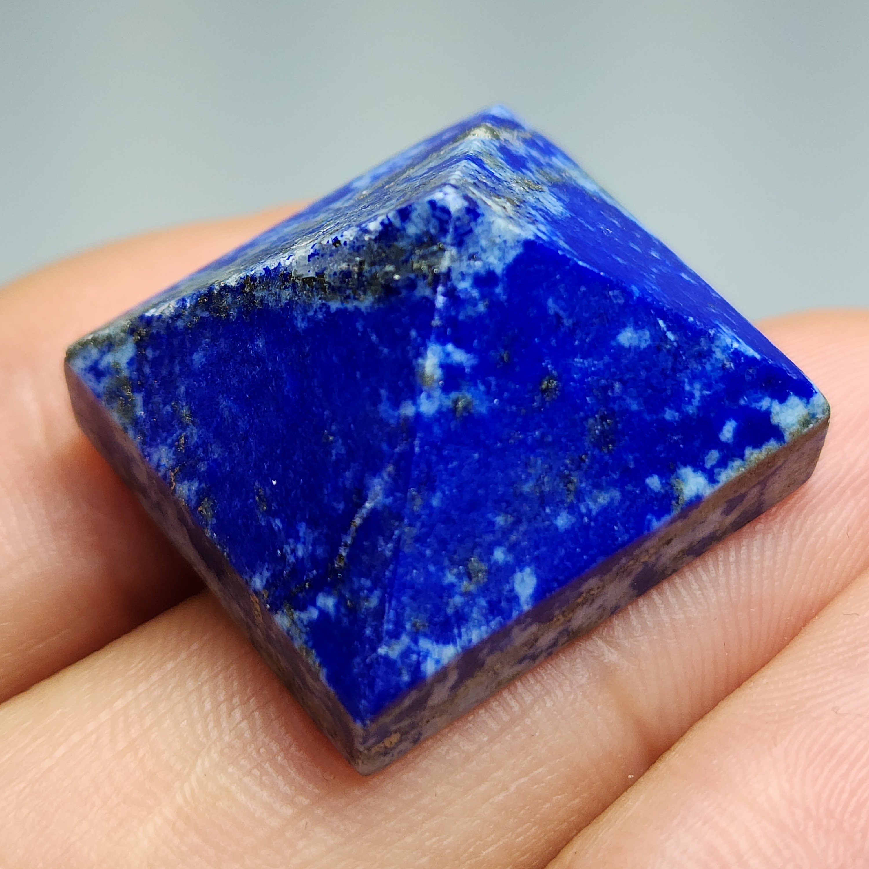 هرم لاجورد اصل و طبیعی افغانستان ( سایز 1 )