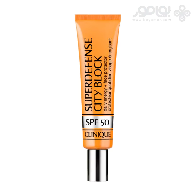 کرم ضد آفتاب رنگی کلینیک مدل SUPERDEFENSE حاوی SPF 50