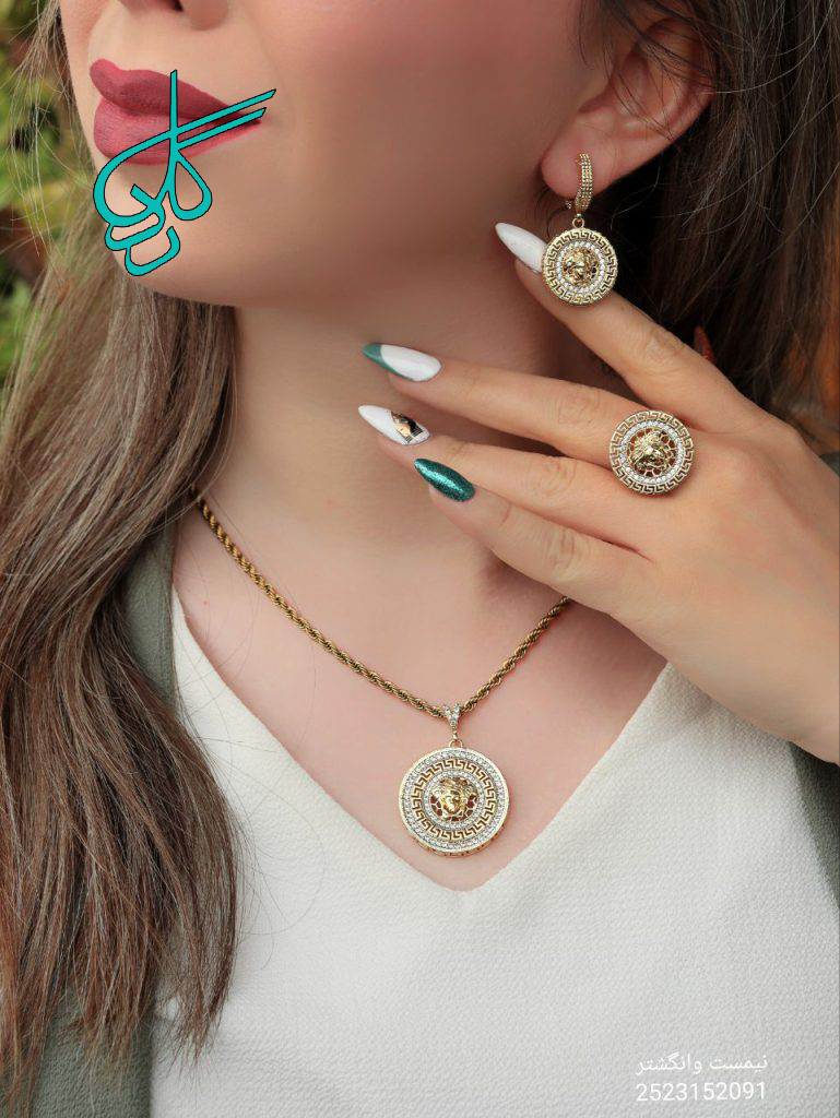 خرید نیم ست با انگشتر ورساچ کد 1715048 - ردگل