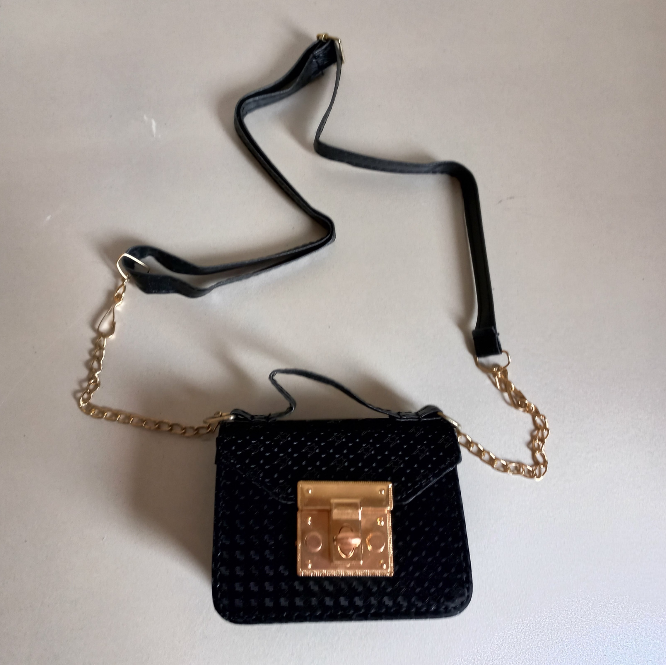 کیف کوچک اسپورت و مهمانی دخترانه مشکی