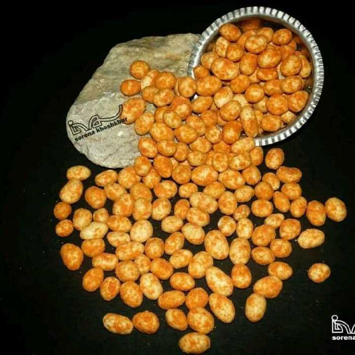 بادام زمینی روکشدار با طعم ویژه سورنا در بسته بندی 900 گرمی