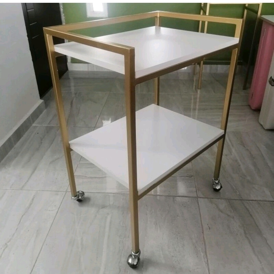 ترولی دوطبقه ، میز کاربردی