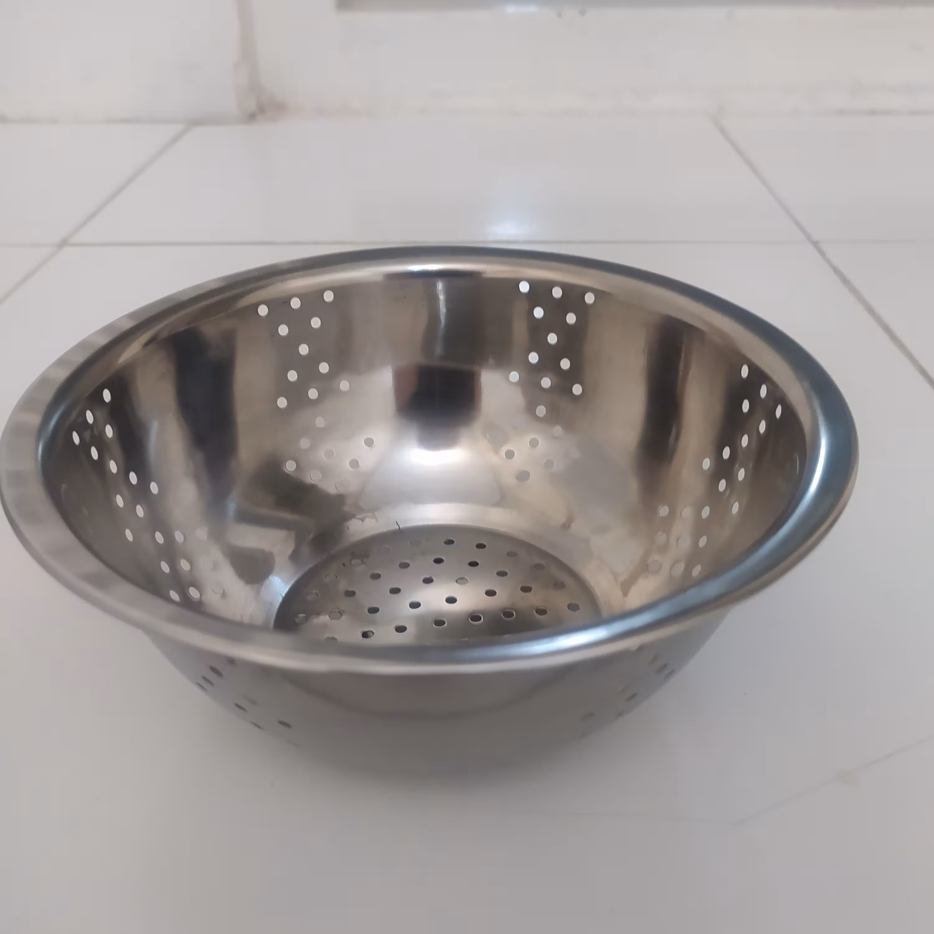 آبکش وسبد استیل جهت مصرف تفاله گیر  وغیره  قطر14