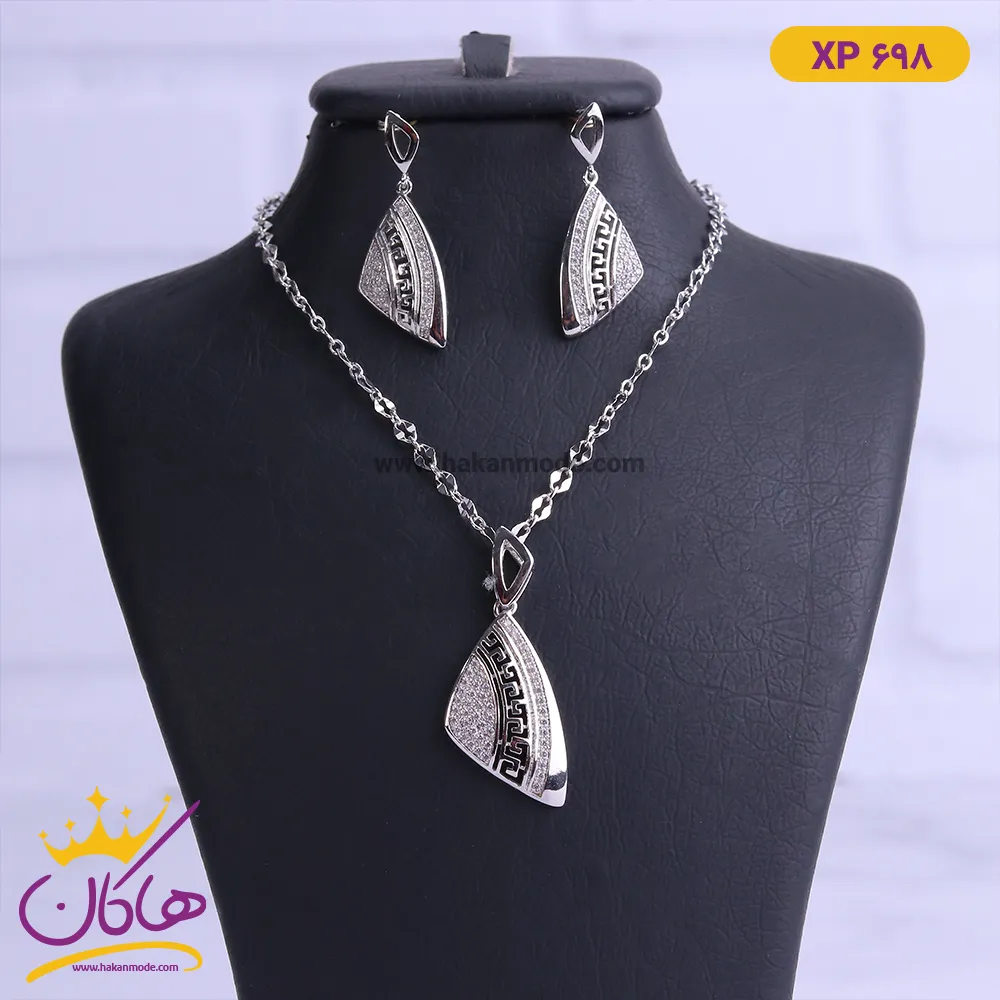 نیم ست استیل زنانه طرح ورساچه | کد XP 698