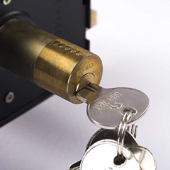 قفل حیاطی سان مکث مدل کالی 540