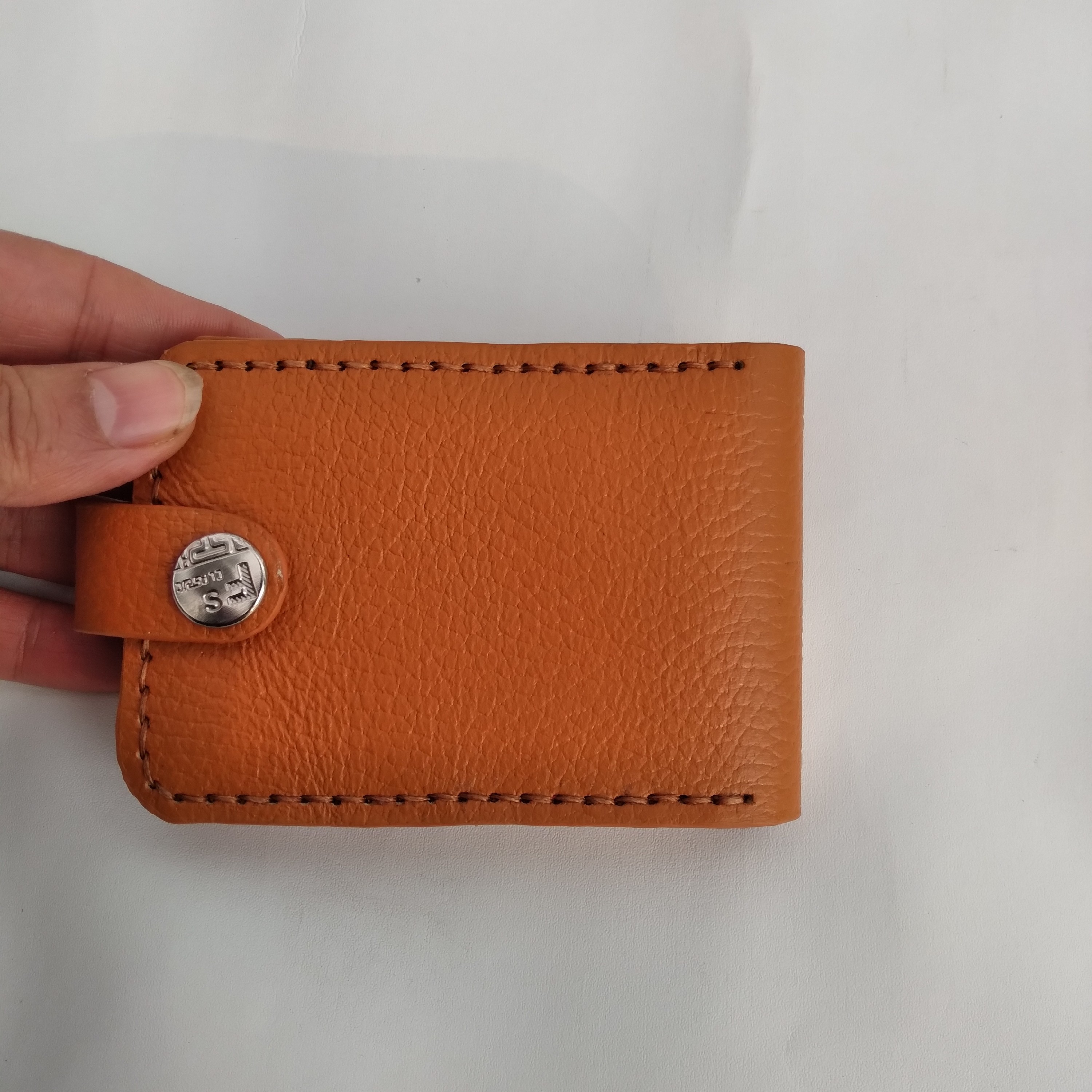 جاکارتی چرم دستدوز  آکاردئونی کاملا دست دوز  تماما چرم (پس کرایه)