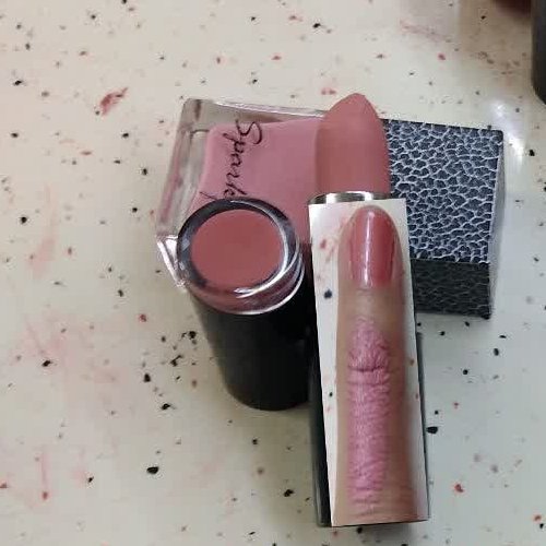 رژلب کالباسی