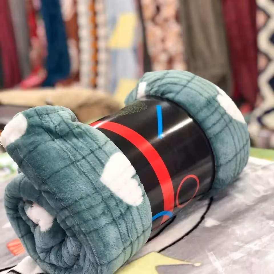پتوی مسافرتی دونفره قلبی رنگ سبزآبی