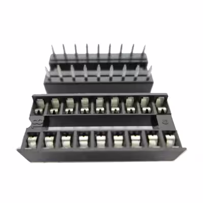 سوکت آی سی مدل SK18pin بسته 5 عددی