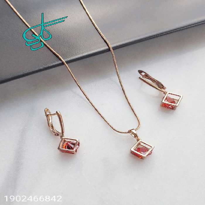 خرید نیمست طرح مکعب نگین قرمز مارک ژوپینگ کیفیت عالی رنگ ثابت کد 1715461 - ردگل