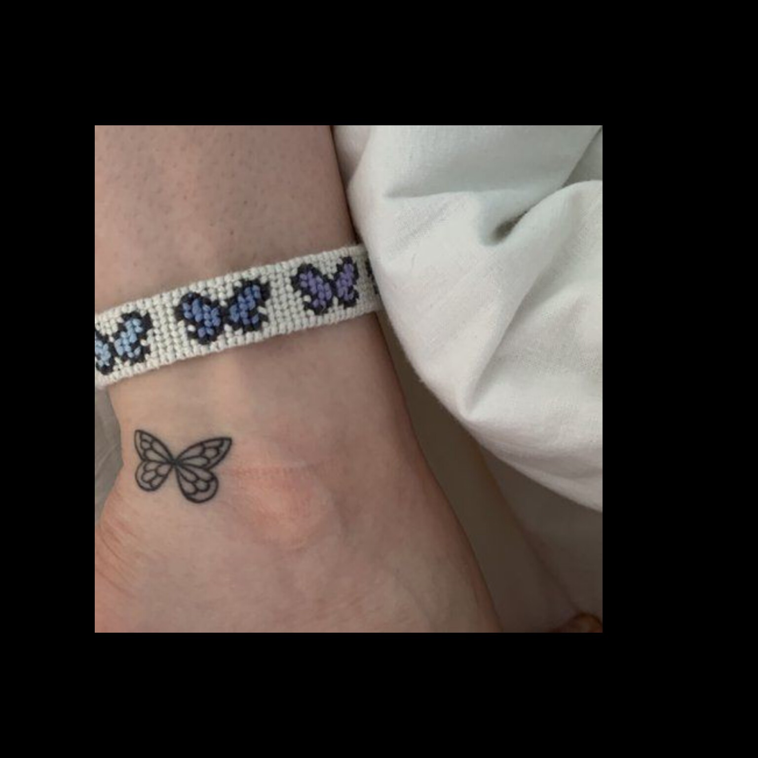 دستبند منجوق طرح پروانه