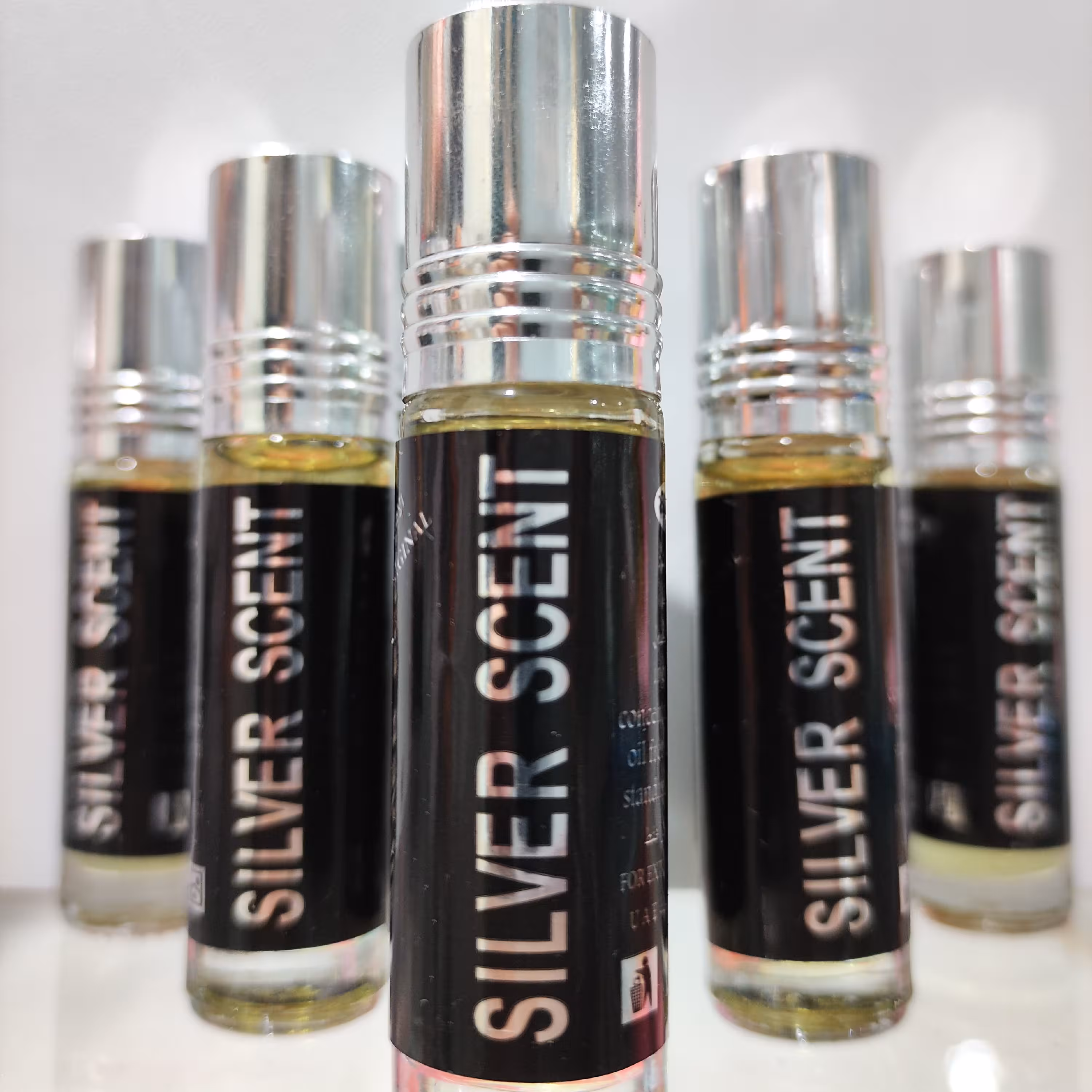 عطر سیلور سنت برند رائحه الجنه 6میل ساخت کشور امارات