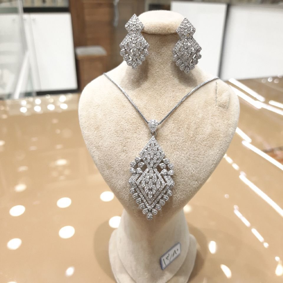 نیم ست نقره اصل، خارجی آبکاری طلا نگین میکرو و ثابت