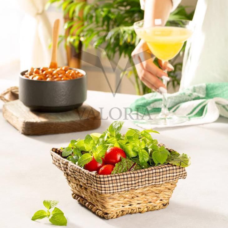 سبد سبزی کوچک حصیری