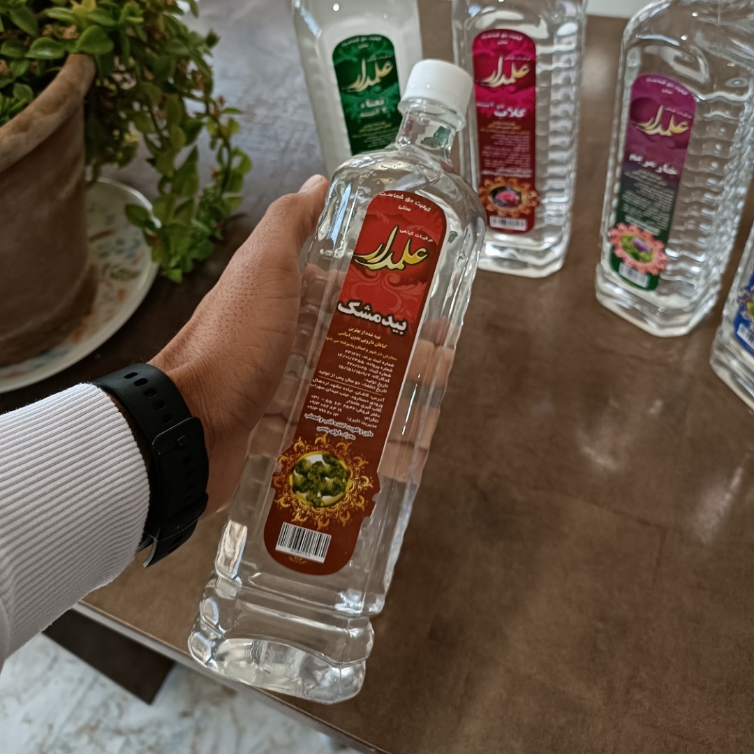 عرق بیدمشک سنتی 1 لیتری