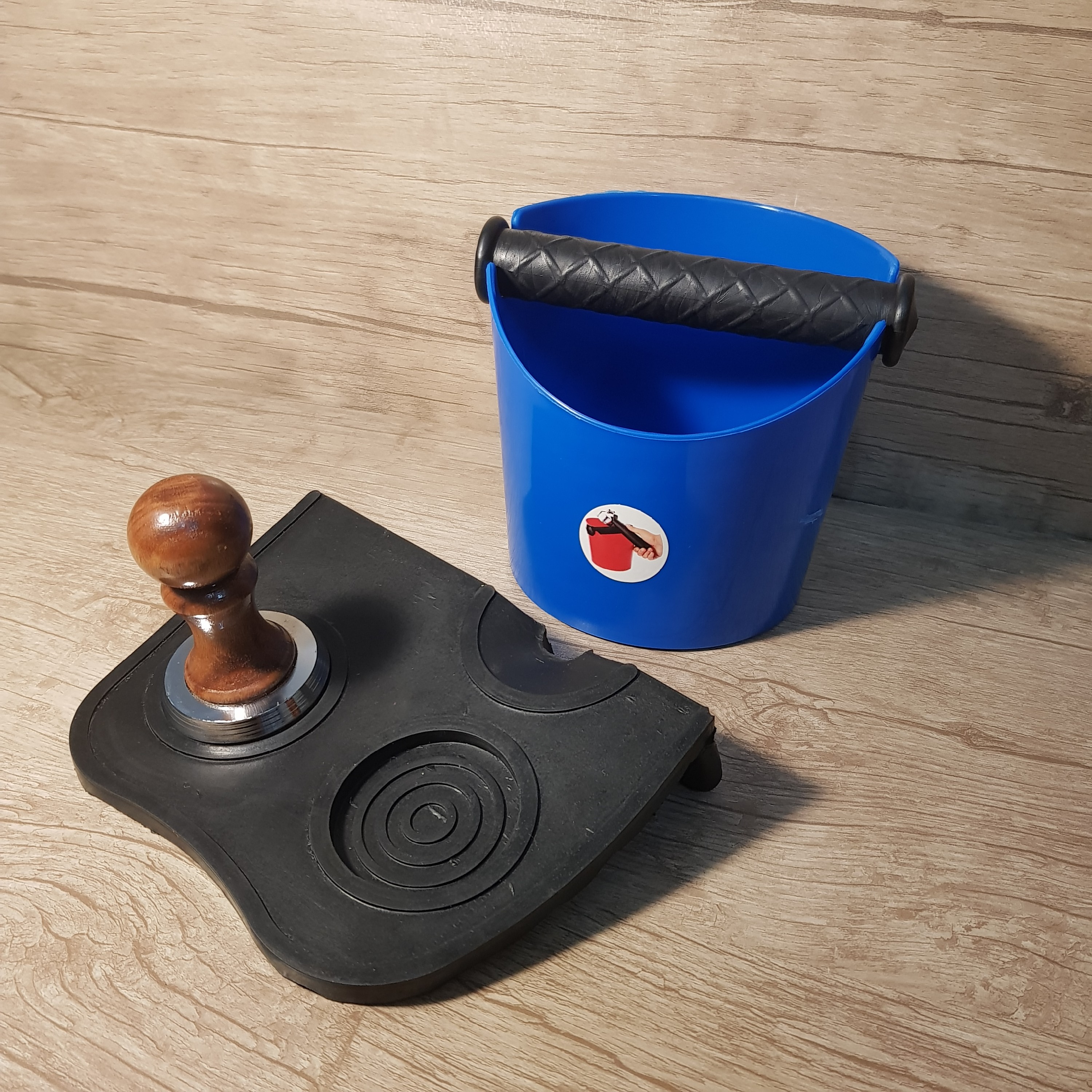 پک3 محصول کاربردی باریستا،تمپر قهوه دسته چوبی،ناک باکس قهوه رنگی آبی،مت تمپر لبه دار تمپر مت سایز 51،53،58