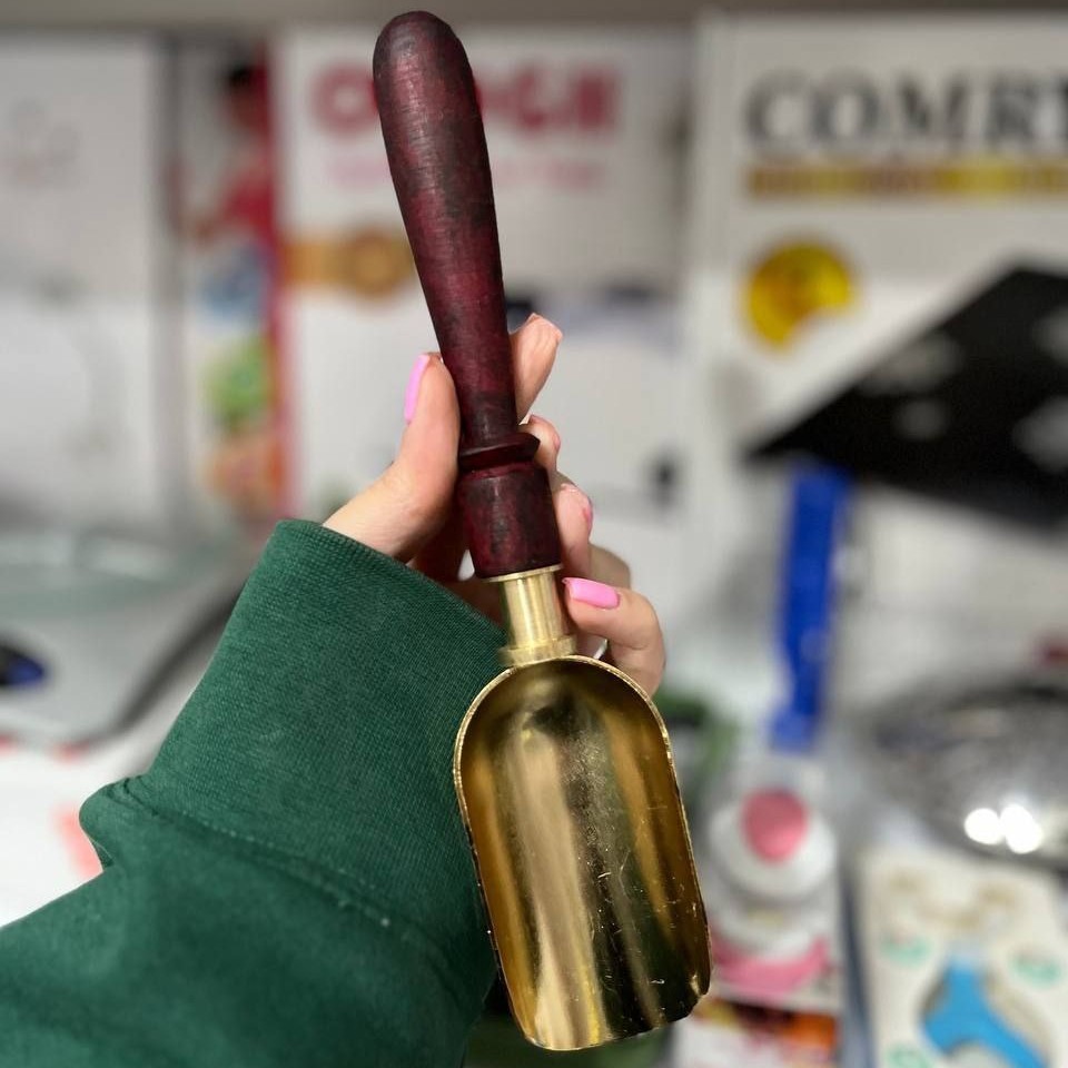 قاشق آجیل طلایی دسته چوبی و سر فلزی مقاوم طول 20 سانتی متر با تخفیف ویژه