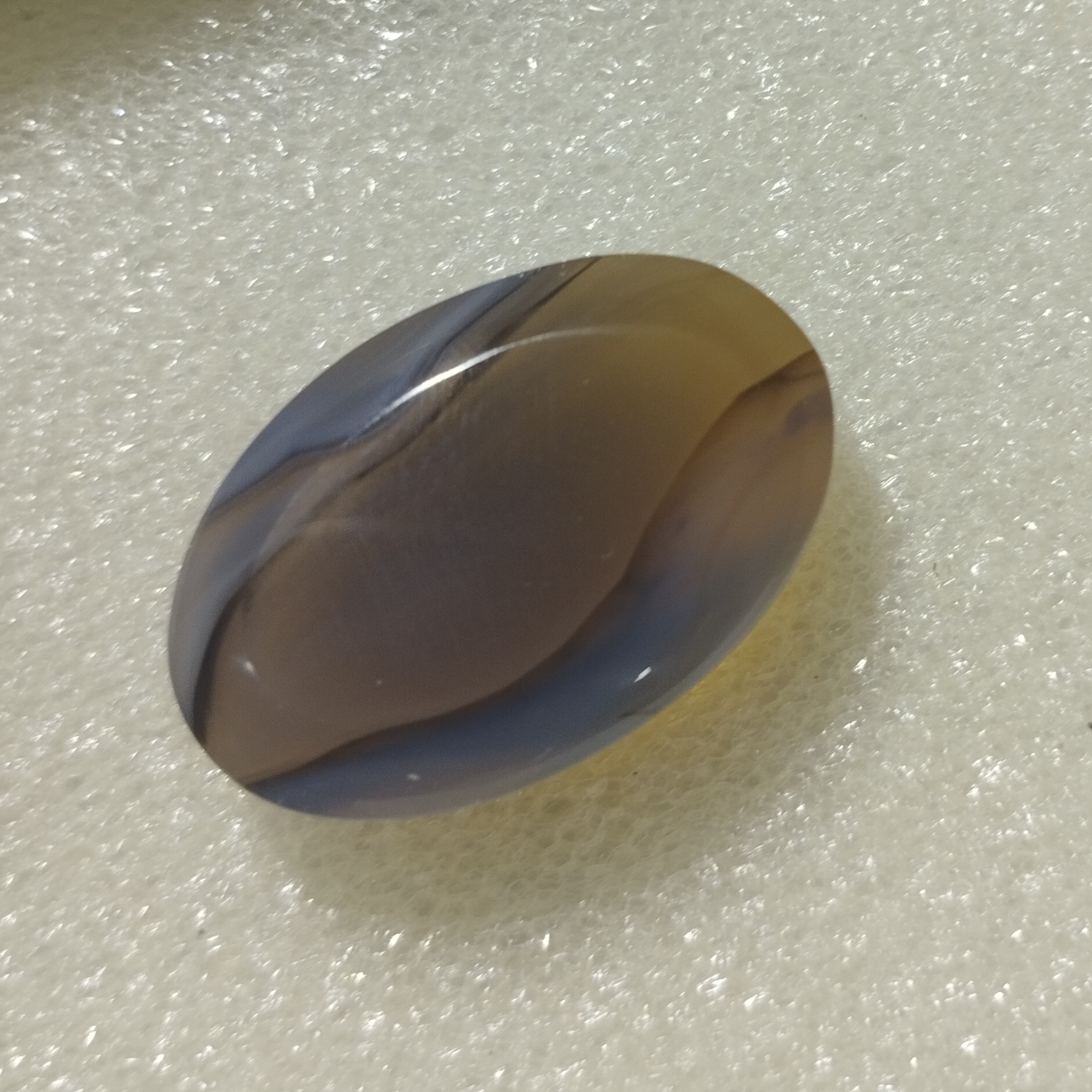 نگین عقیق سلیمانی دستساز قد 22میلیمتر پهنا 18میلیمتر 