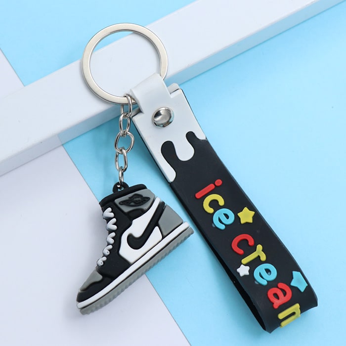 جاکلیدی آویز کیف سیلیکونی نیم بوت نایک طوسی 32774