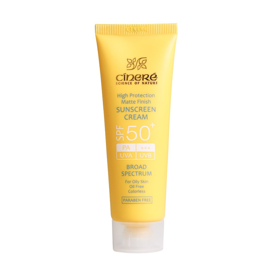 کرم ضد آفتاب SPF50 سینره فاقد چربی بی رنگ 50 میلی لیتر