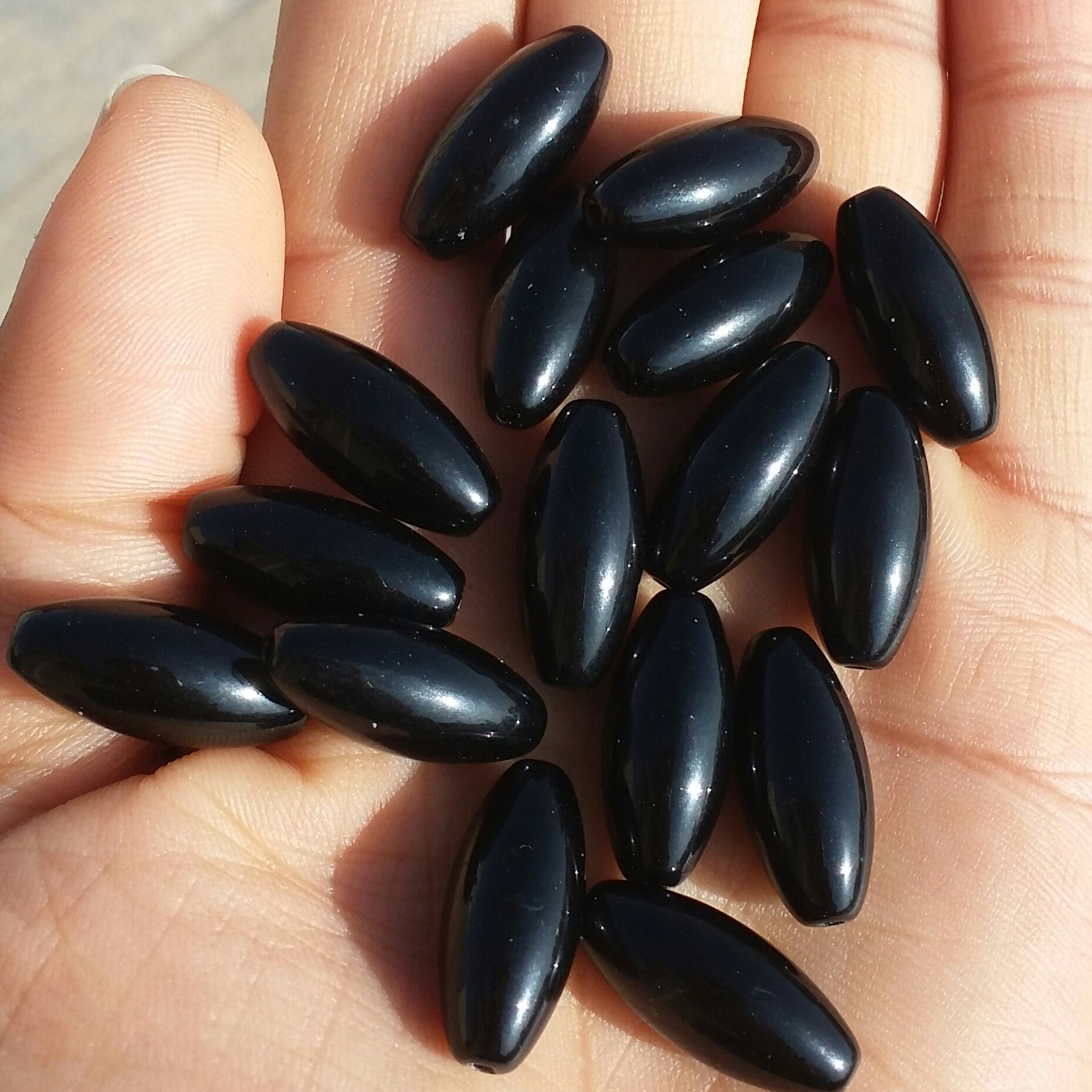 انیکس مهره سنگ انیکس اونیکس طبیعی تراش فانتزی سایز 23 قیمت برای یک عدد مهره درج شده