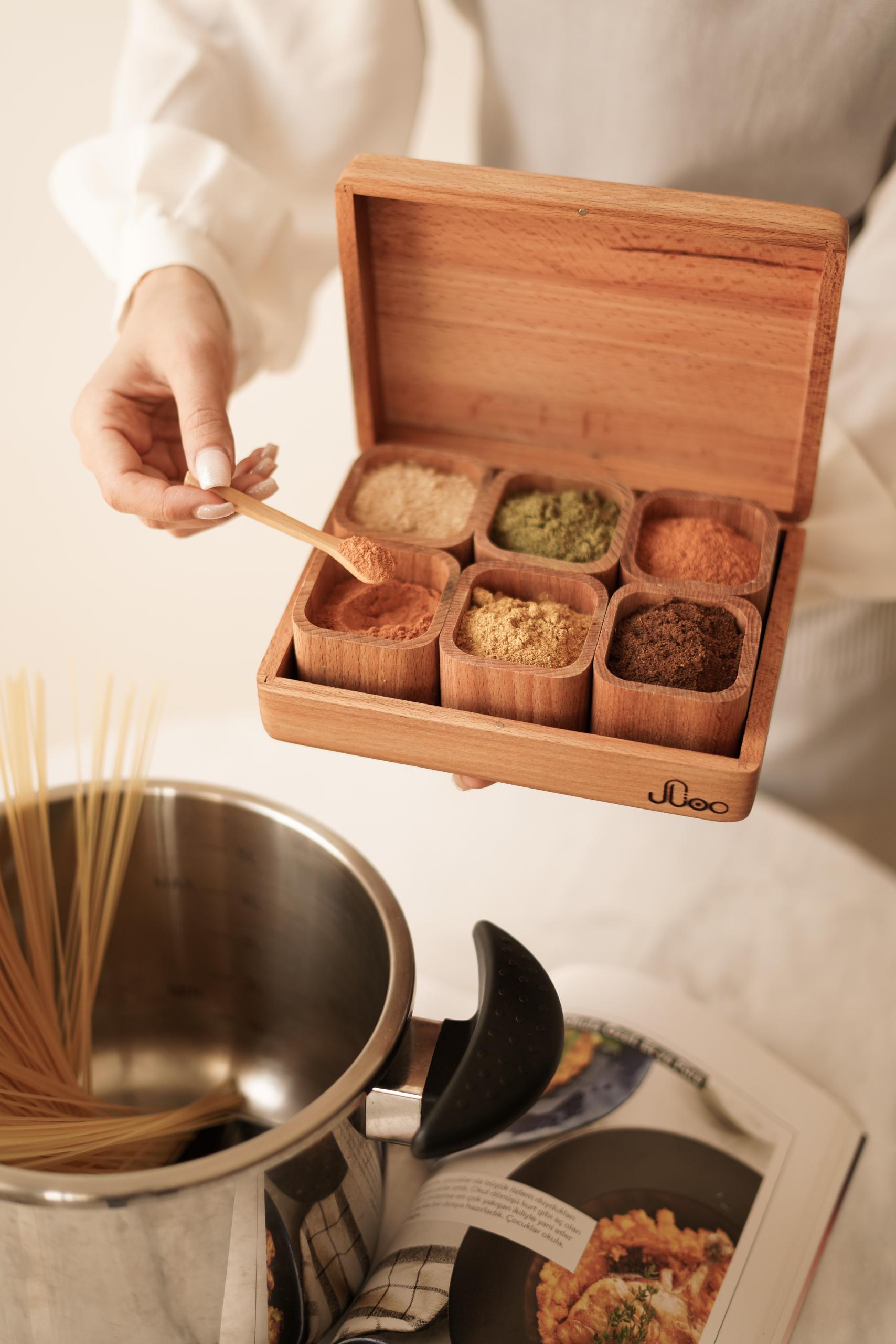 جعبه چوبی ادویه(6تایی) مهتاک