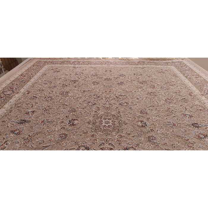 فرش زمرد مشهد طرح افشان زمینه بژ