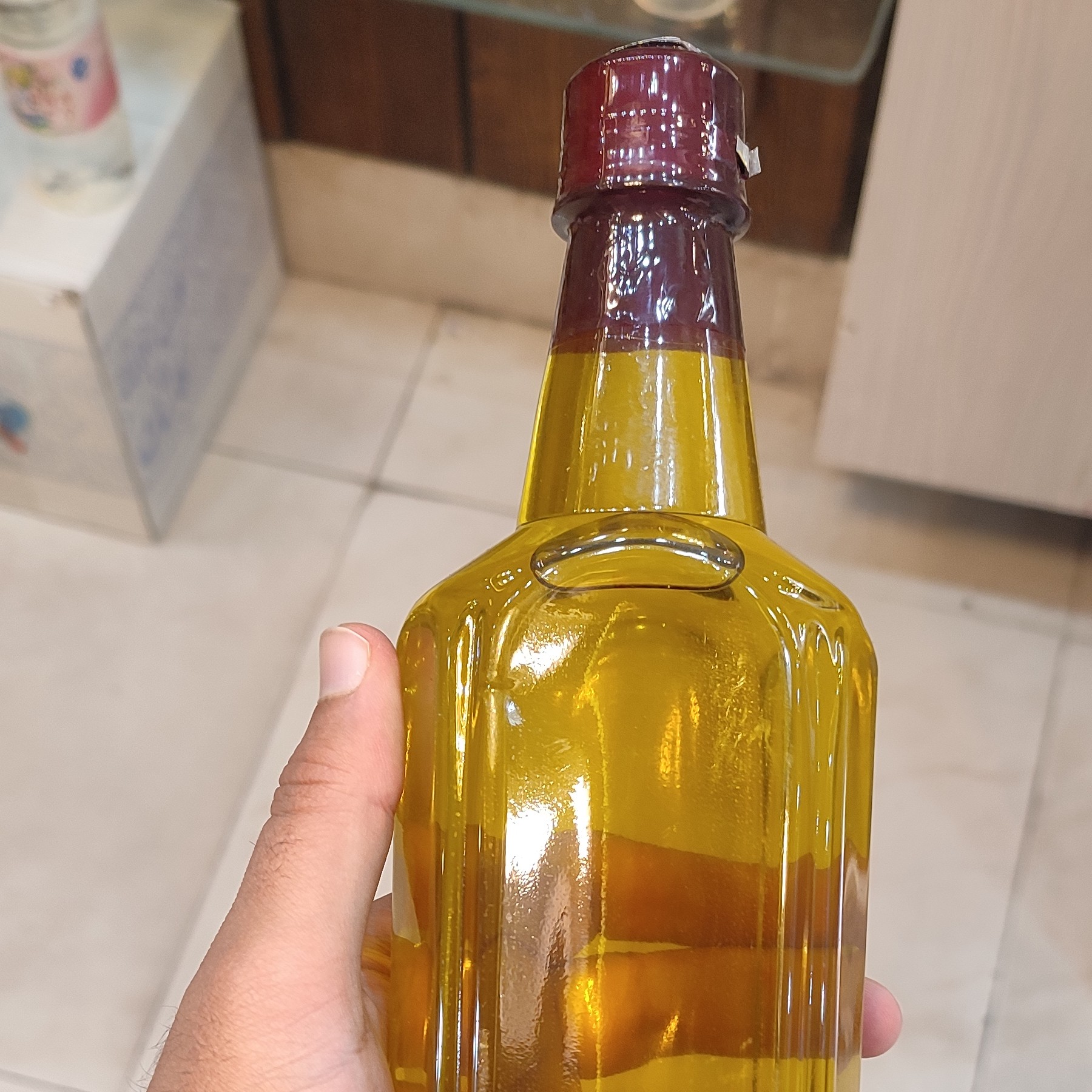 روغن زیتون بکر 900 گرمی  بی بو 