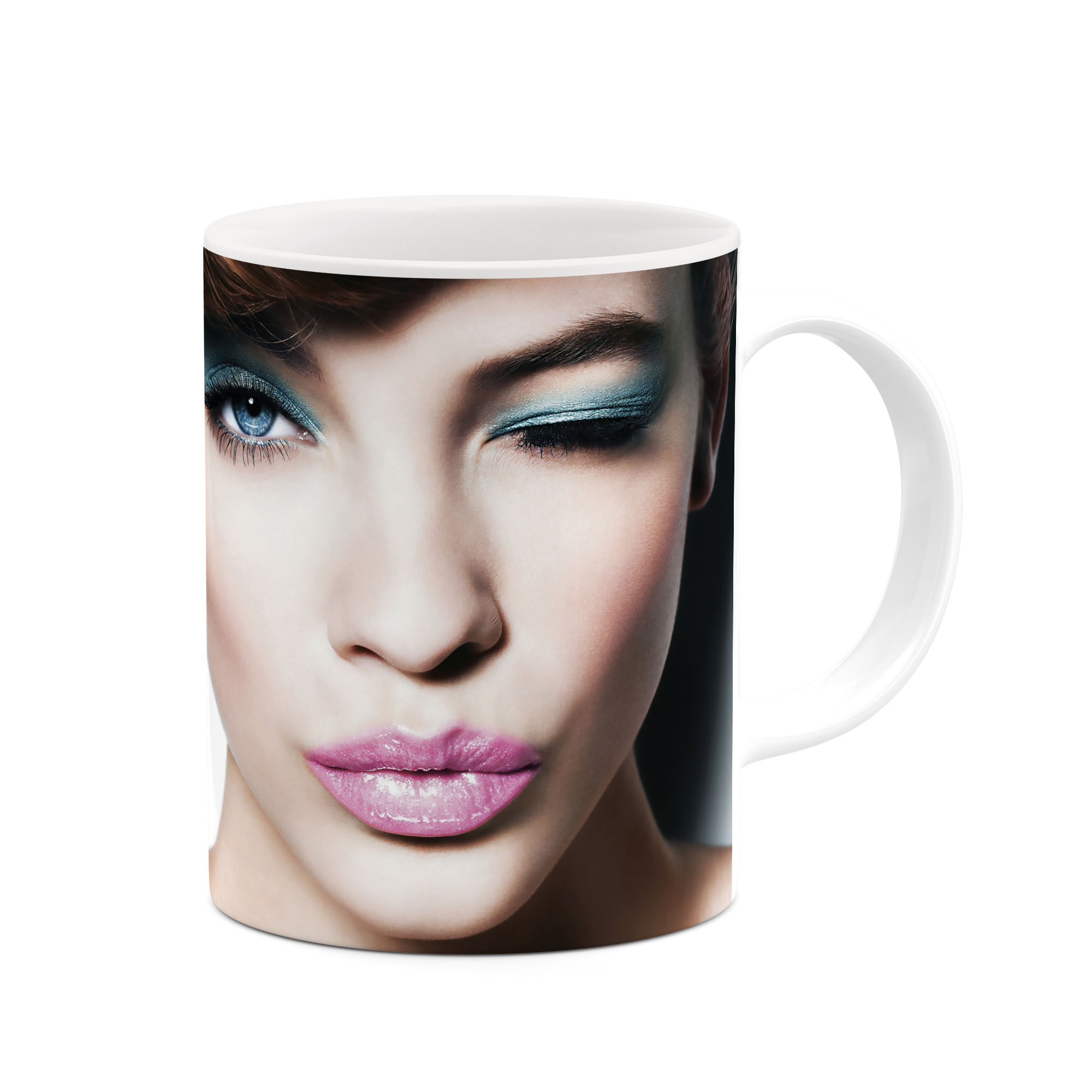 ماگ طرح دختر چشمک زن مدل mug03220