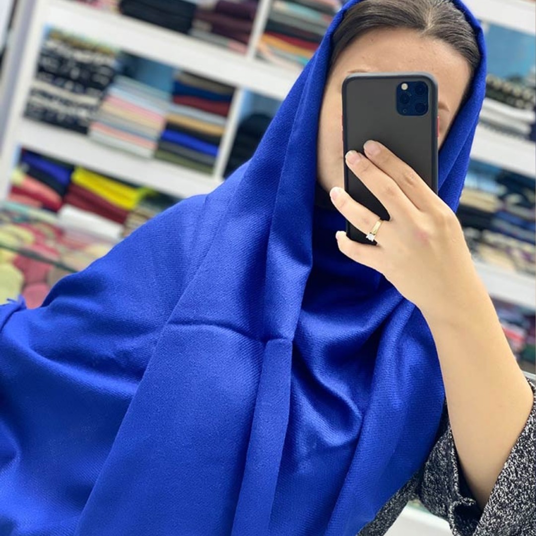 شال موهر ساده منگوله دار