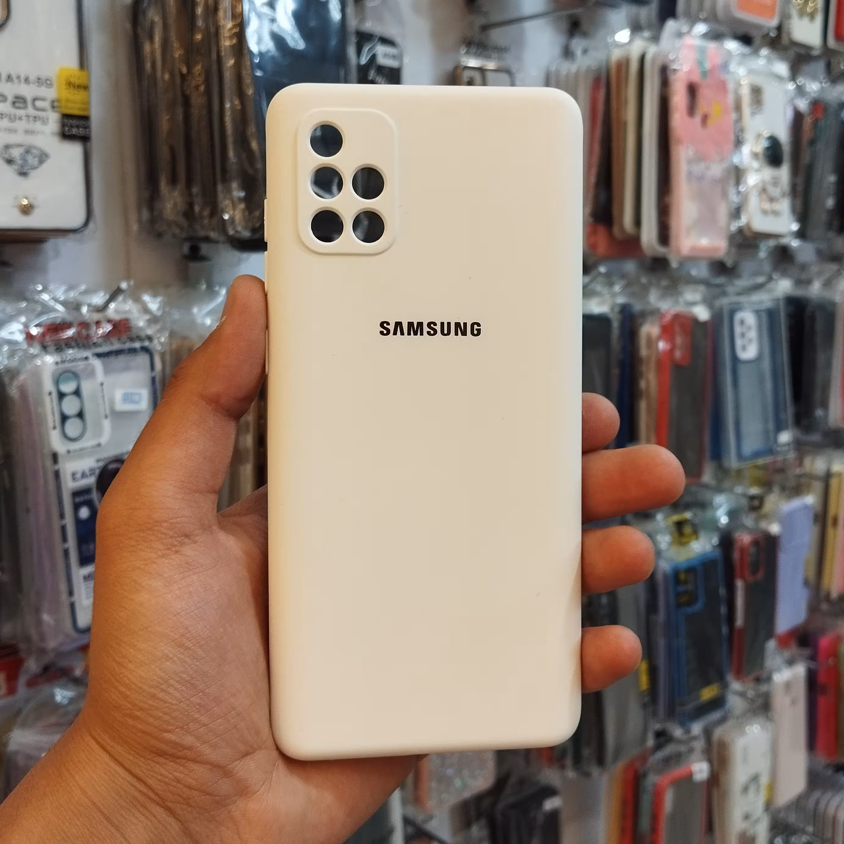 گارد - کاور - قاب سیلیکونی ژله ای رنگ سفید مناسب سامسونگ Samsung Galaxy A71 (a71)
