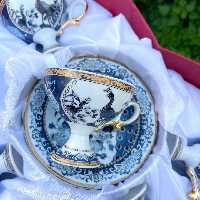 قهوه خوری پایه دار 
برند Kosova ترکیه 
در دو رنگ 
جنس چینی بن چاینا
رنگ ثابت و کیفیت عالی هزینه ارسال به عهده مشتری