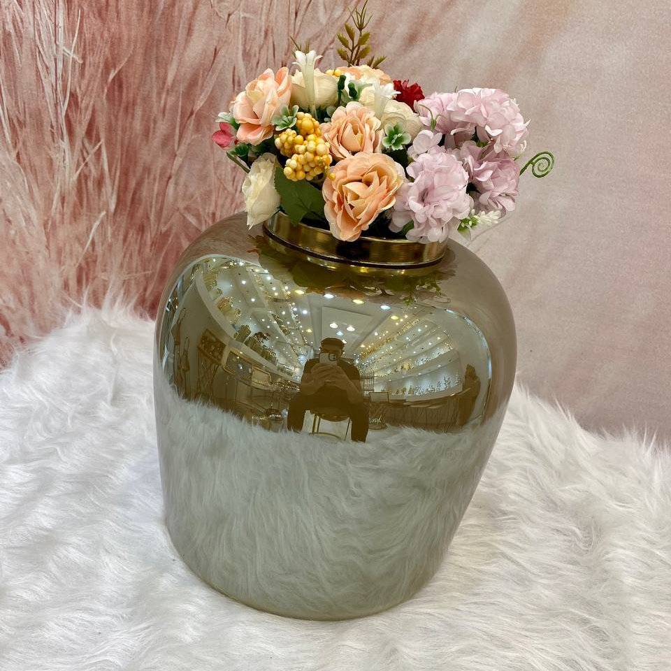 🔱نام کالا: گلدان
🔱کد کالا: کد 3 بزرگ
🔱جنس کالا: شیشه
🔱ارتفاع : 25
هزینه ارسال به عهده مشتری و پس کرایه