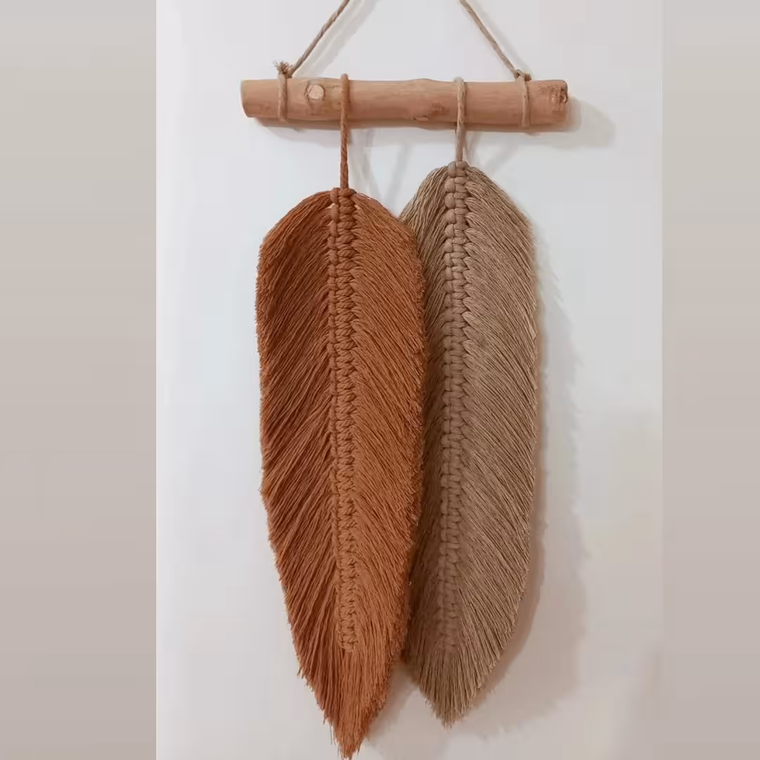 دیوارکوب پَر مکرومه 40 سانتی 