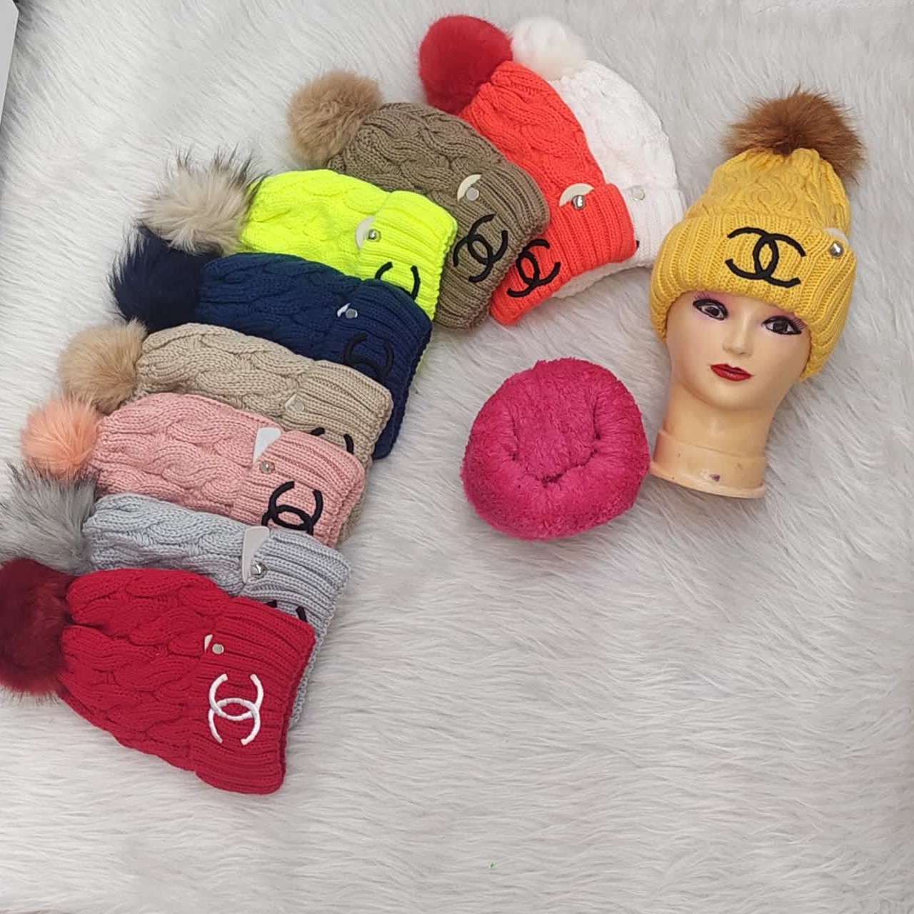 کلاه بافت پوم دار رینگی