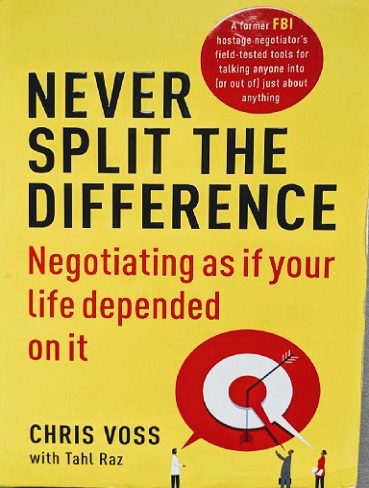 کتاب Never Split the Difference هرگز تفاوت را تقسیم نکنید